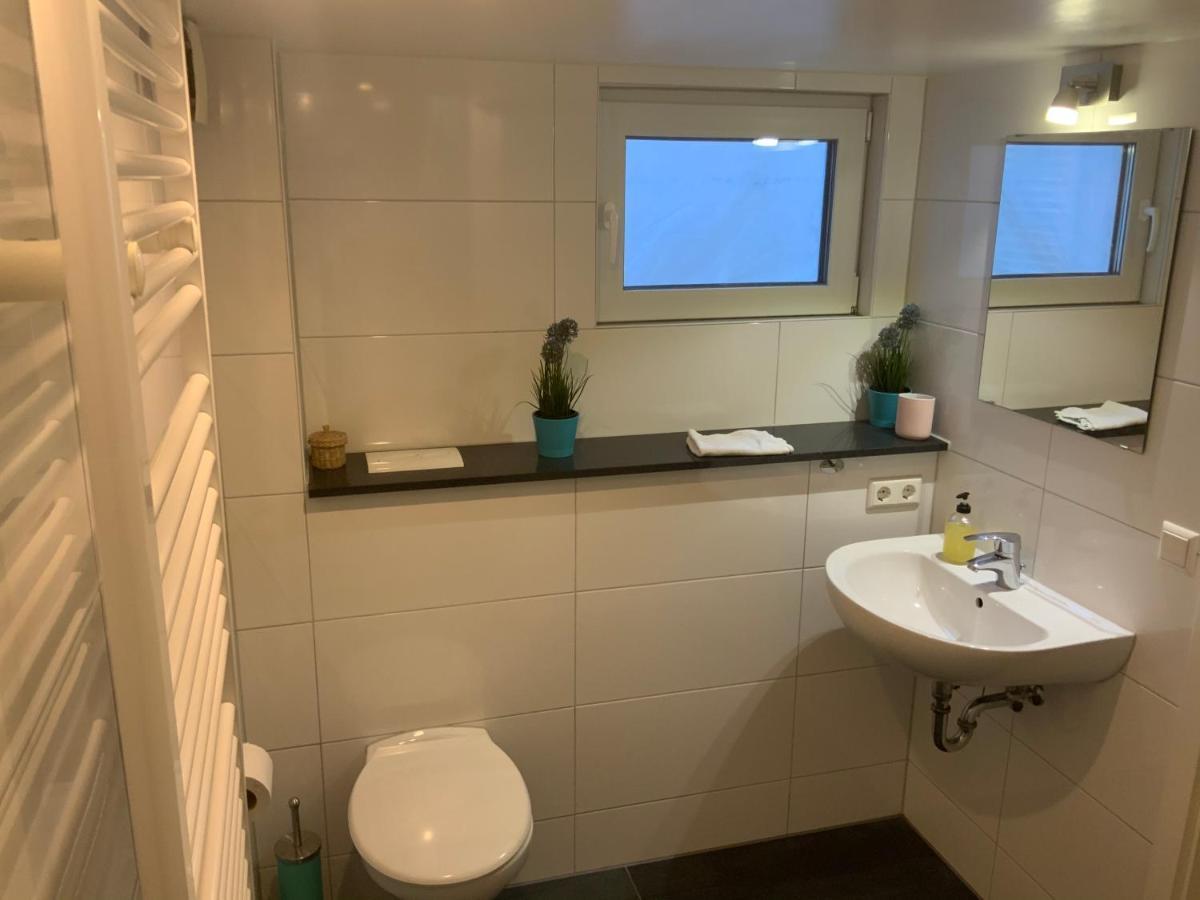 Ruhiges Privates Zimmer In Freiburg, Zentrumsnah, Naehe Europapark ภายนอก รูปภาพ